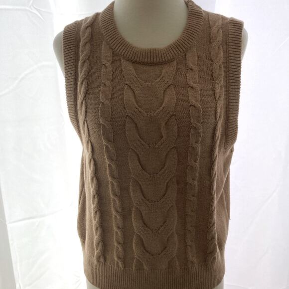 NWOT Banana Republic Preppy Cable Knit Vest Sweater - Tan Size S - Picture 1 of 6